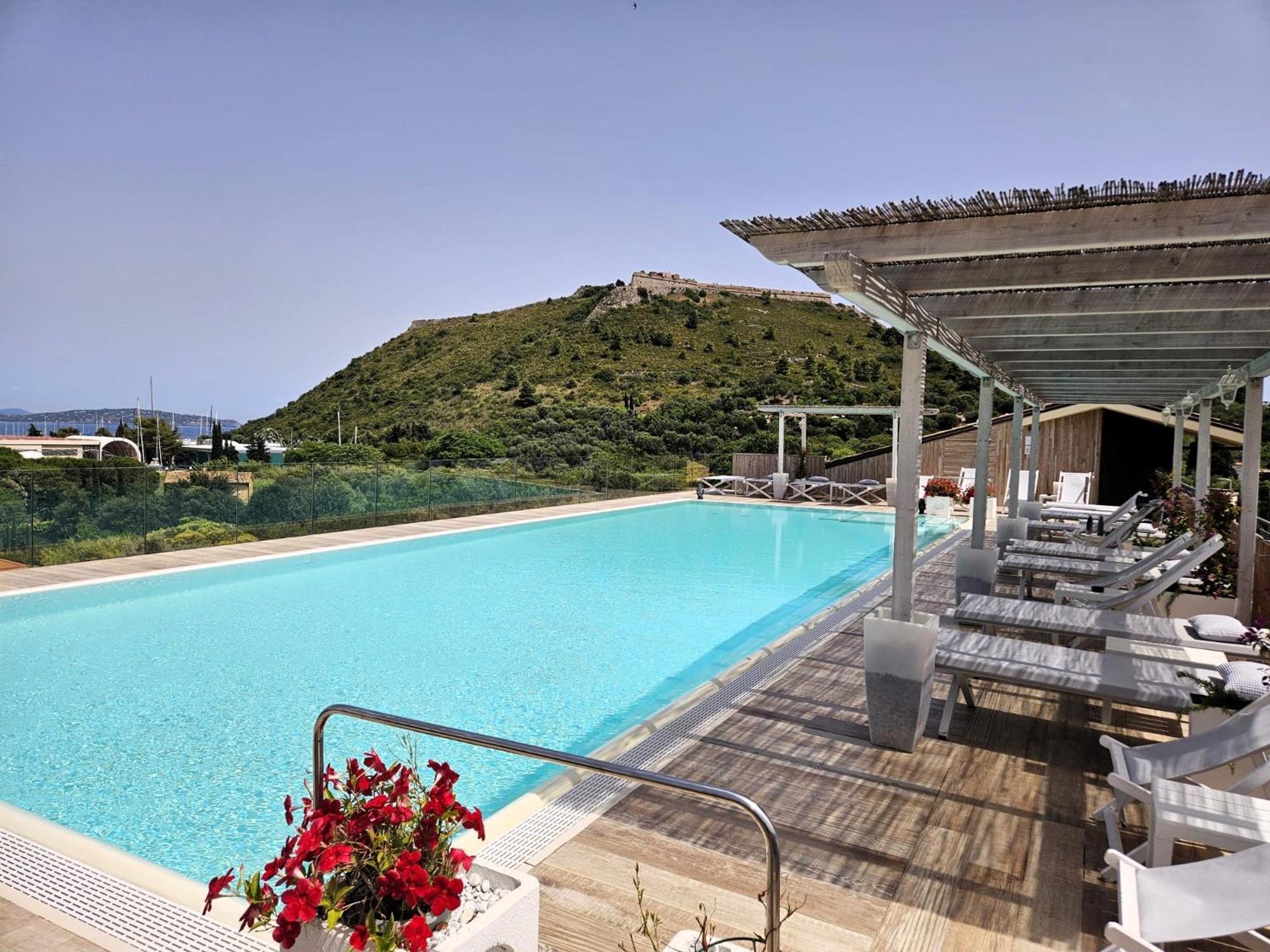 A Point Porto Ercole Resort & Spa מראה חיצוני תמונה